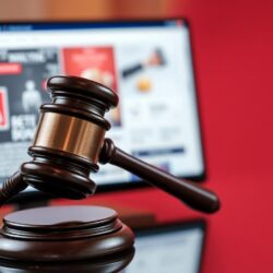 Реклама и закон в интернете: как не попасть в ловушку правил, но при этом оставаться творческим и эффективным