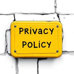 Политика конфиденциальности: как не потеряться в правилах и защите своих данных